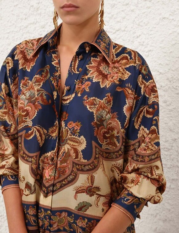 Aster avslappnad skjorta i marinblått Jacobean online Aster avslappnad skjorta i marinblått Jacobean online