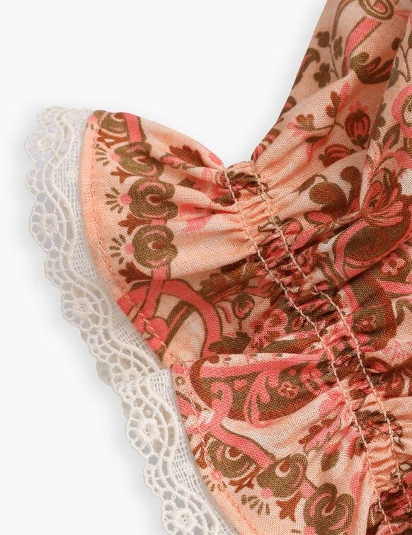 Aster Kids topp med volangärmar i rosa paisleyblommönster online Aster Kids topp med volangärmar i rosa paisleyblommönster online