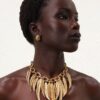 Mira Charm-halsband i guld online Mira Charm-halsband i guld online