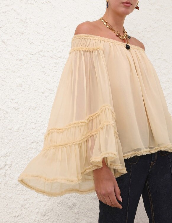 Rebellion Fray Flutter-blus i krämfärg online Rebellion Fray Flutter-blus i krämfärg online